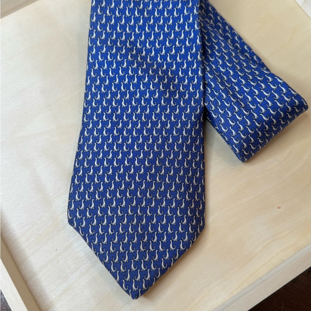 Salvatore Ferragamo Men’s Tie, Blue with Seal Pattern, 100% Silk, Made in Italy